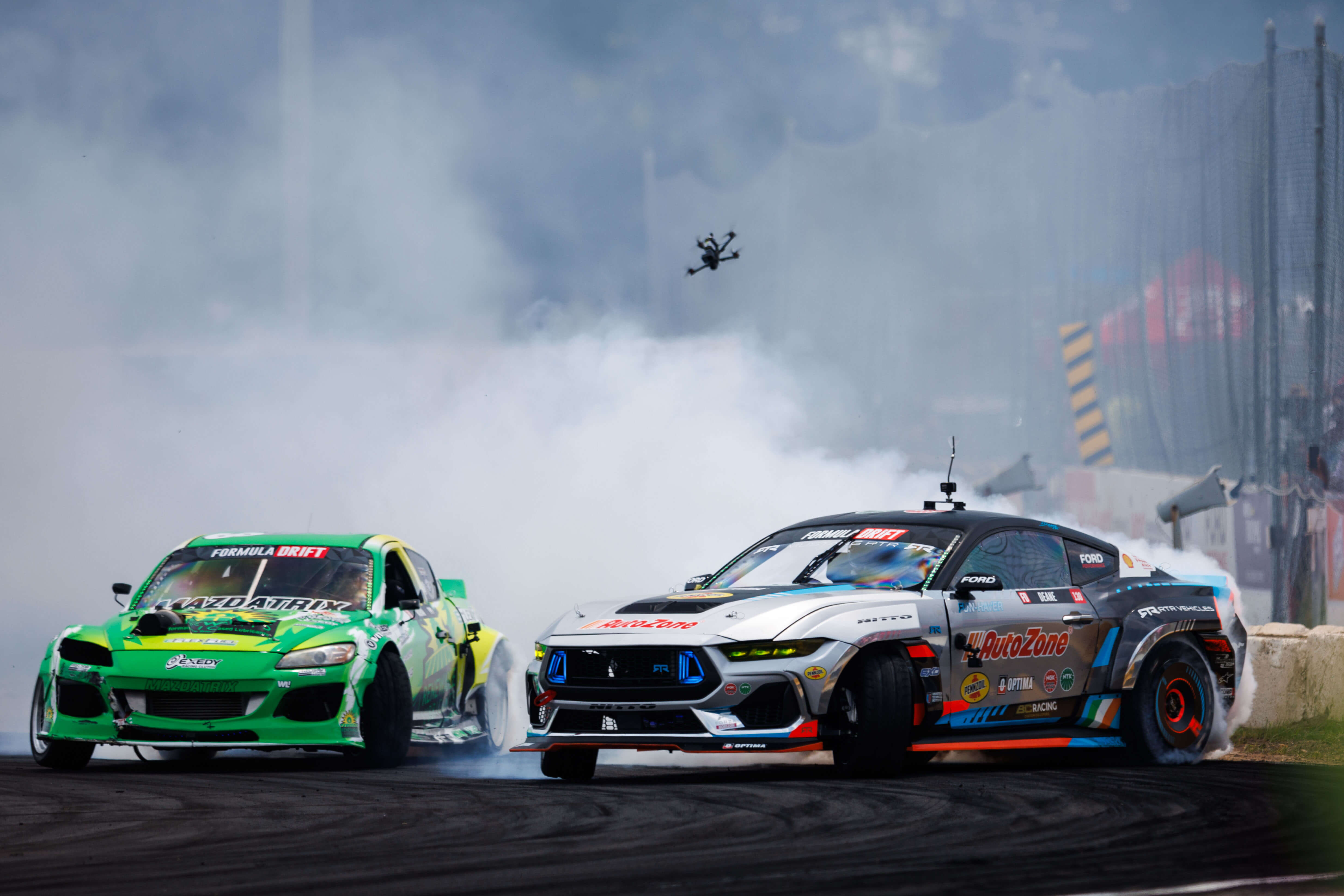 James deane in lead battle at 2024 Formula Drift new jersey
