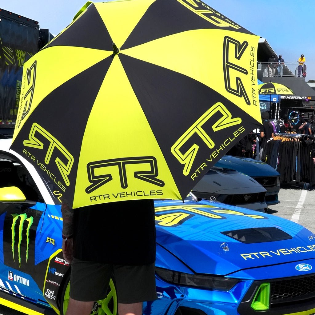 RTR Vehicles Core umbrella giving some shade to the Spec-5 at Gridlife, Laguna Seca.