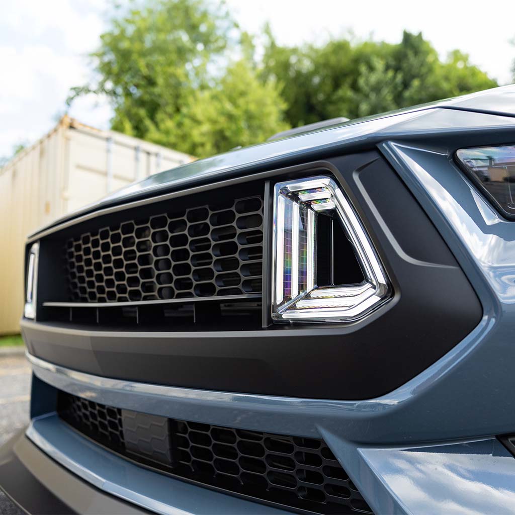 RTR Upper Grille w/ LED Air Intakes & RTR Lower Grille (24+ Mustang)