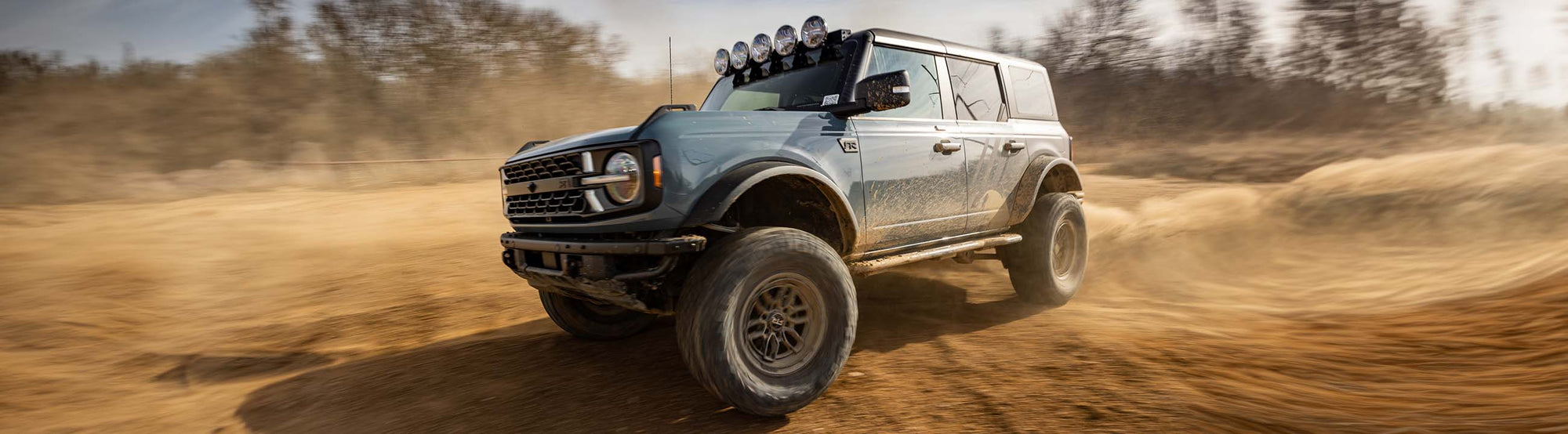 Bronco RTR on offroad trail