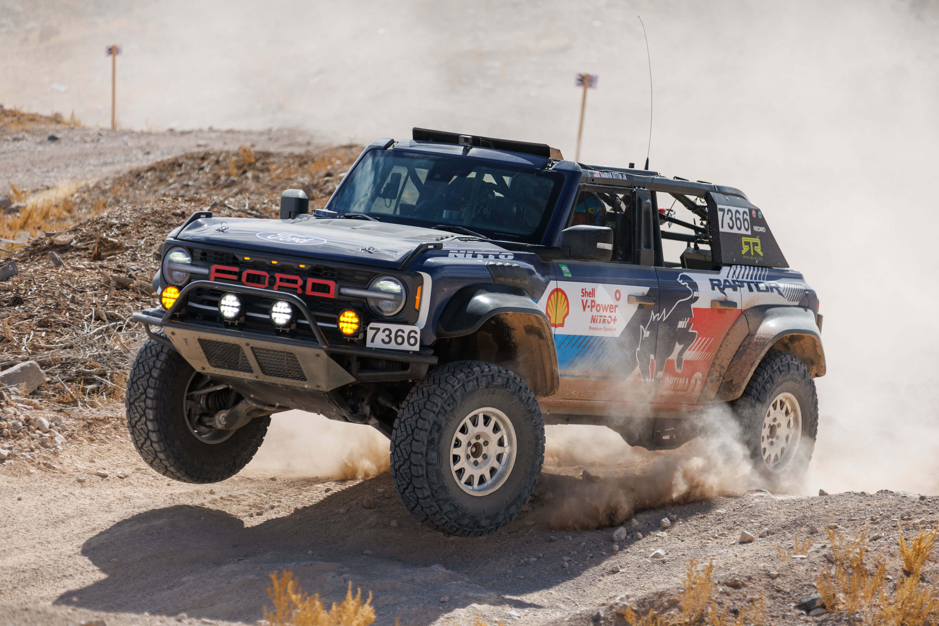 RTR Vehicles Off-Road Team Triple Podium at Mint 400 - RTR Vehicles