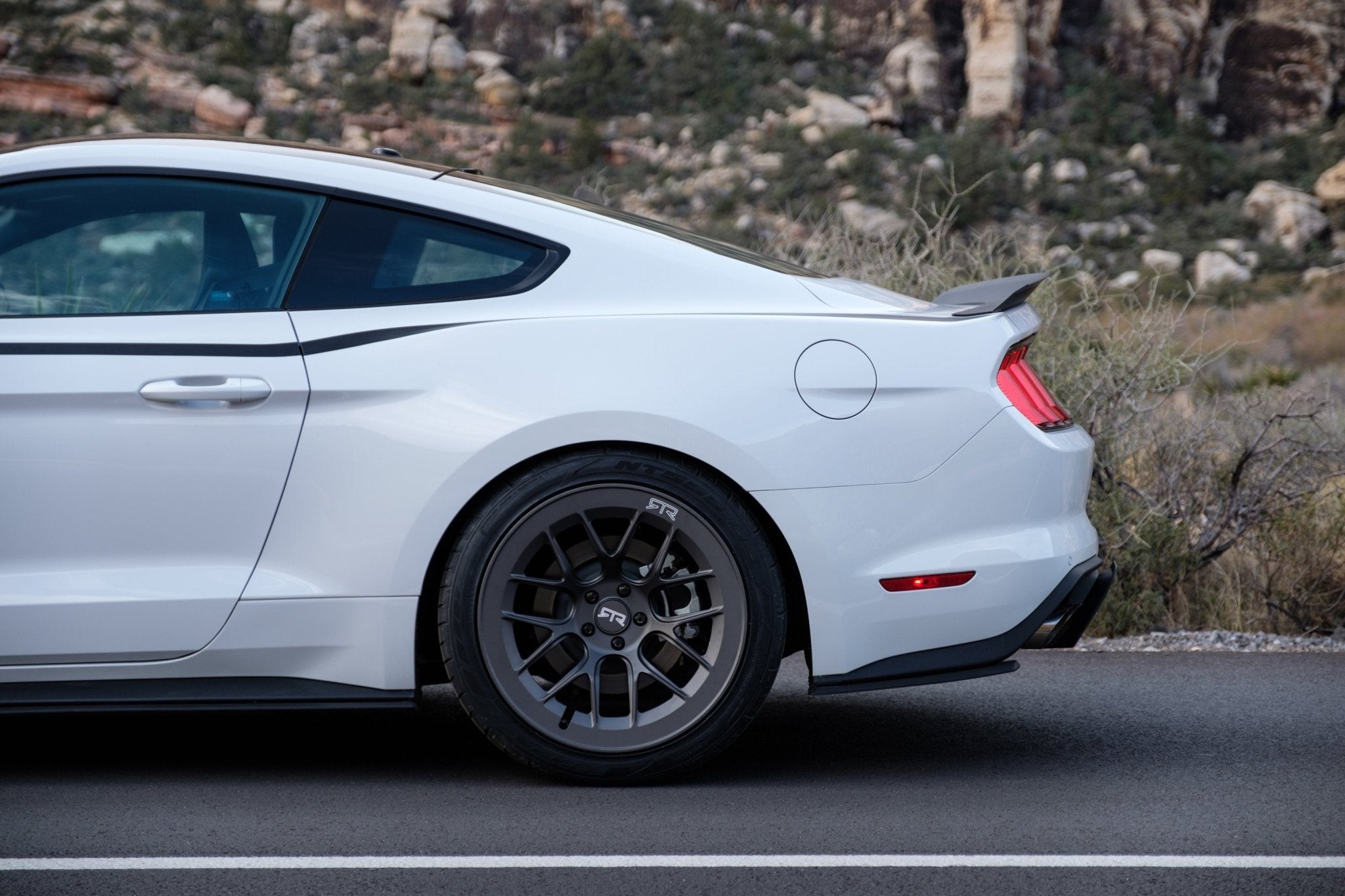 RTR Quarter Splitters (18-21 Mustang - GT & EcoBoost) - RTR Vehicles