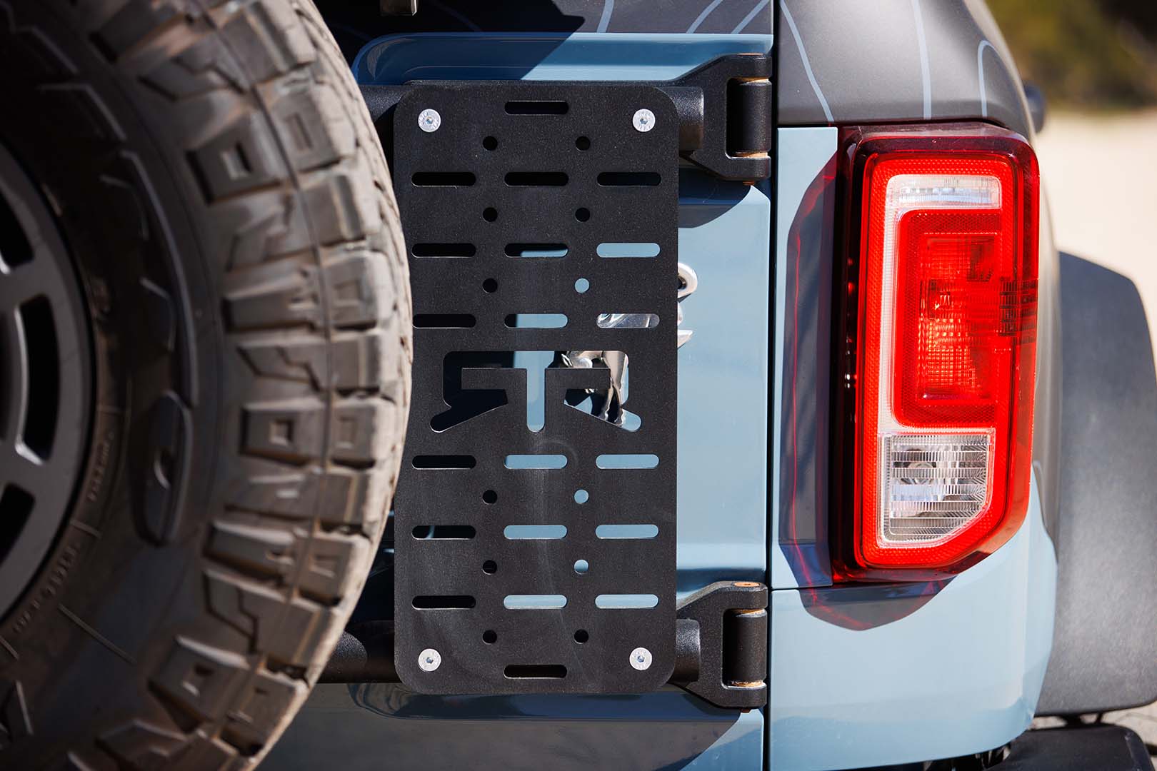 Bronco R Plate RTR Rear Molle Accessory Plate (21+ Bronco - All) - RTR Vehicles